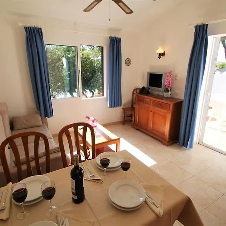 Talayot 3* Cala'N Blanes (Menorca)