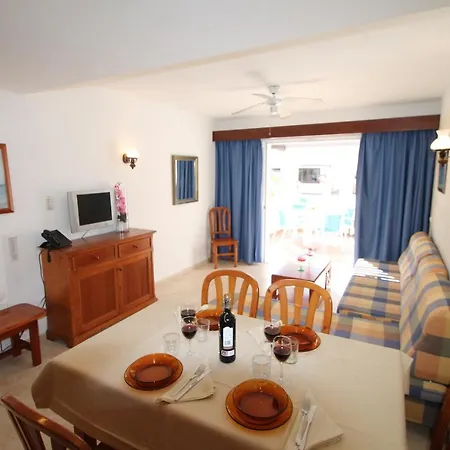 Talayot Apart-hotel Cala'N Blanes (Menorca)