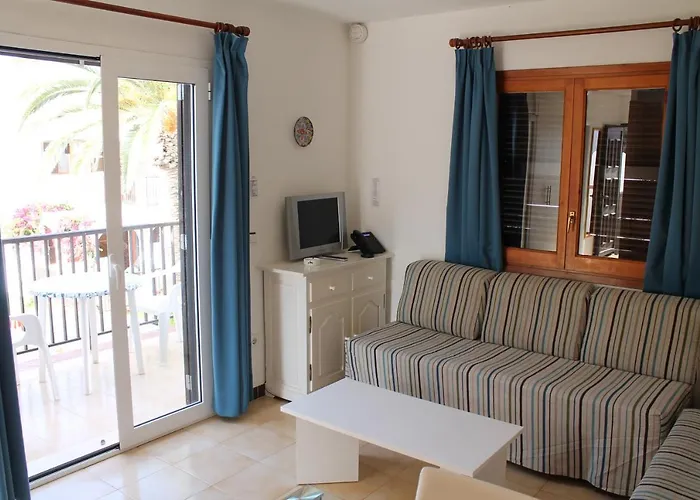 Talayot 3* Cala'N Blanes (Menorca)