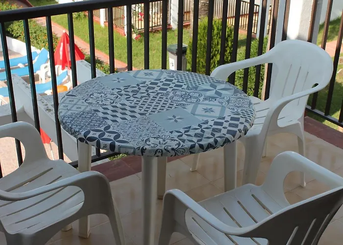 Apartahotel Talayot 3*